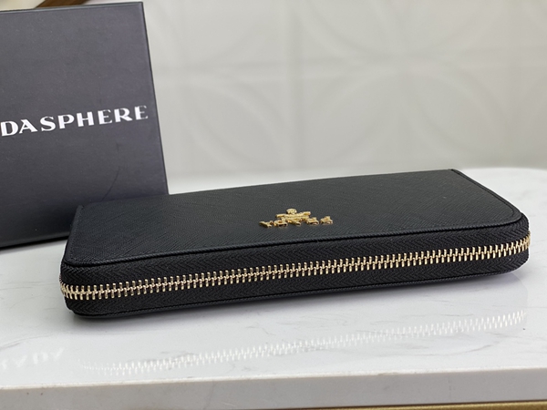 プラダ財布コピー側面デザイン